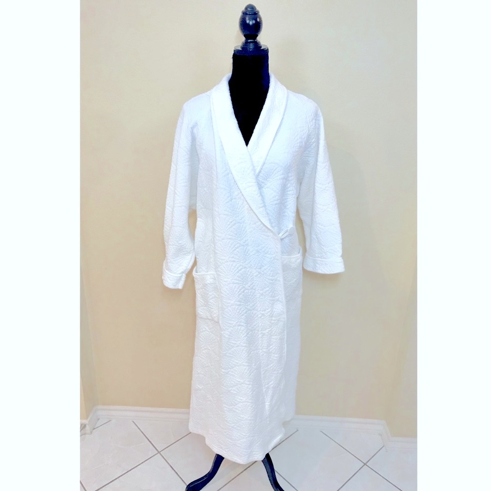DIOR LUXURY ROBE - Picture 2 of 12
